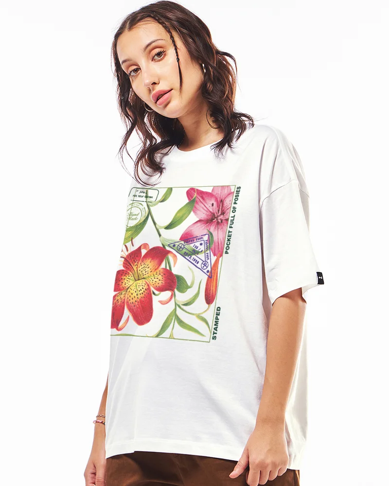 بيواكوف Women's White Stamped Graphic Printed Oversized T-shirt